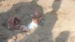 ସରକାରୀ ଜମିରୁ ବେଦଖଲ ଭୟରେ ଜୀବନ୍ତ ସମାଧି!